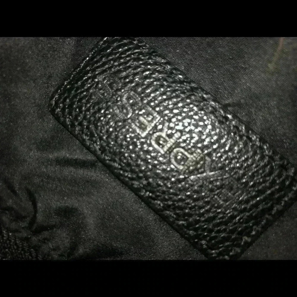 Express‎ - Picture 3 of 3